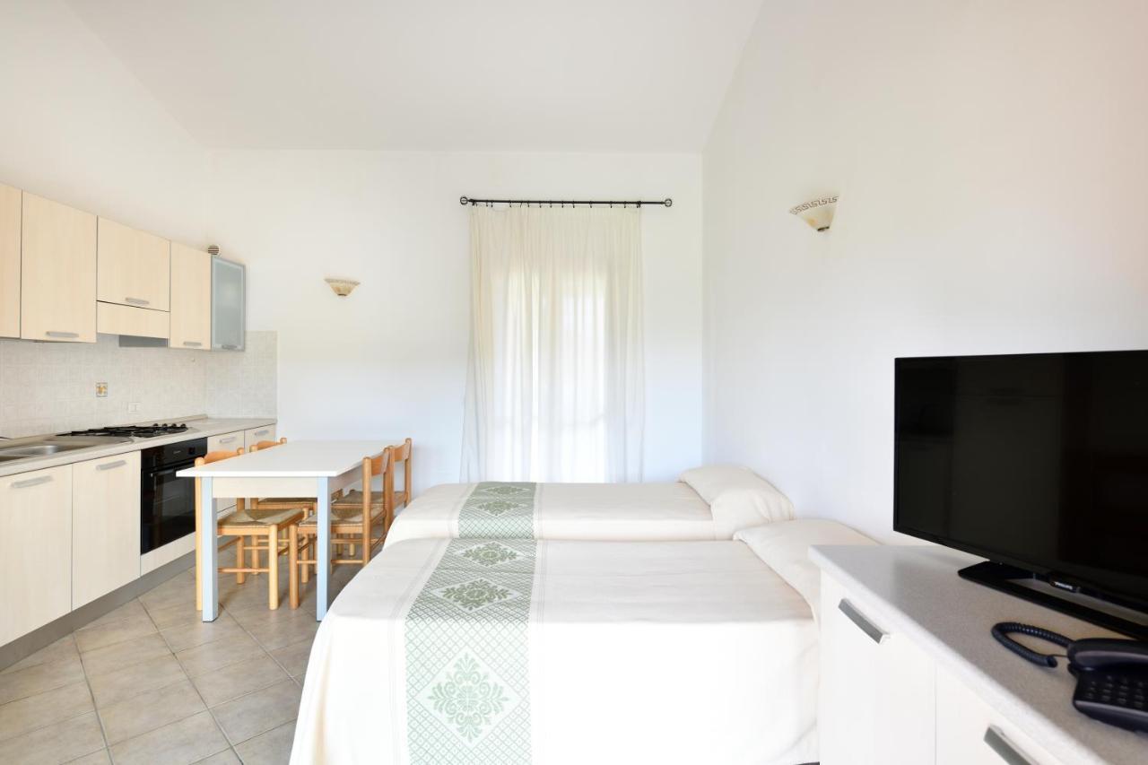 Hotel Baia Del Porto Budoni Esterno foto