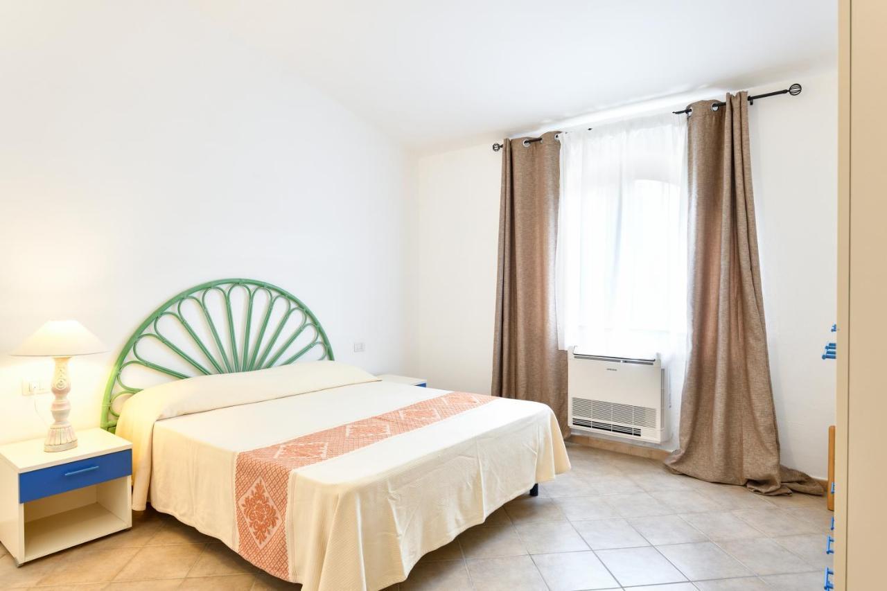 Hotel Baia Del Porto Budoni Esterno foto