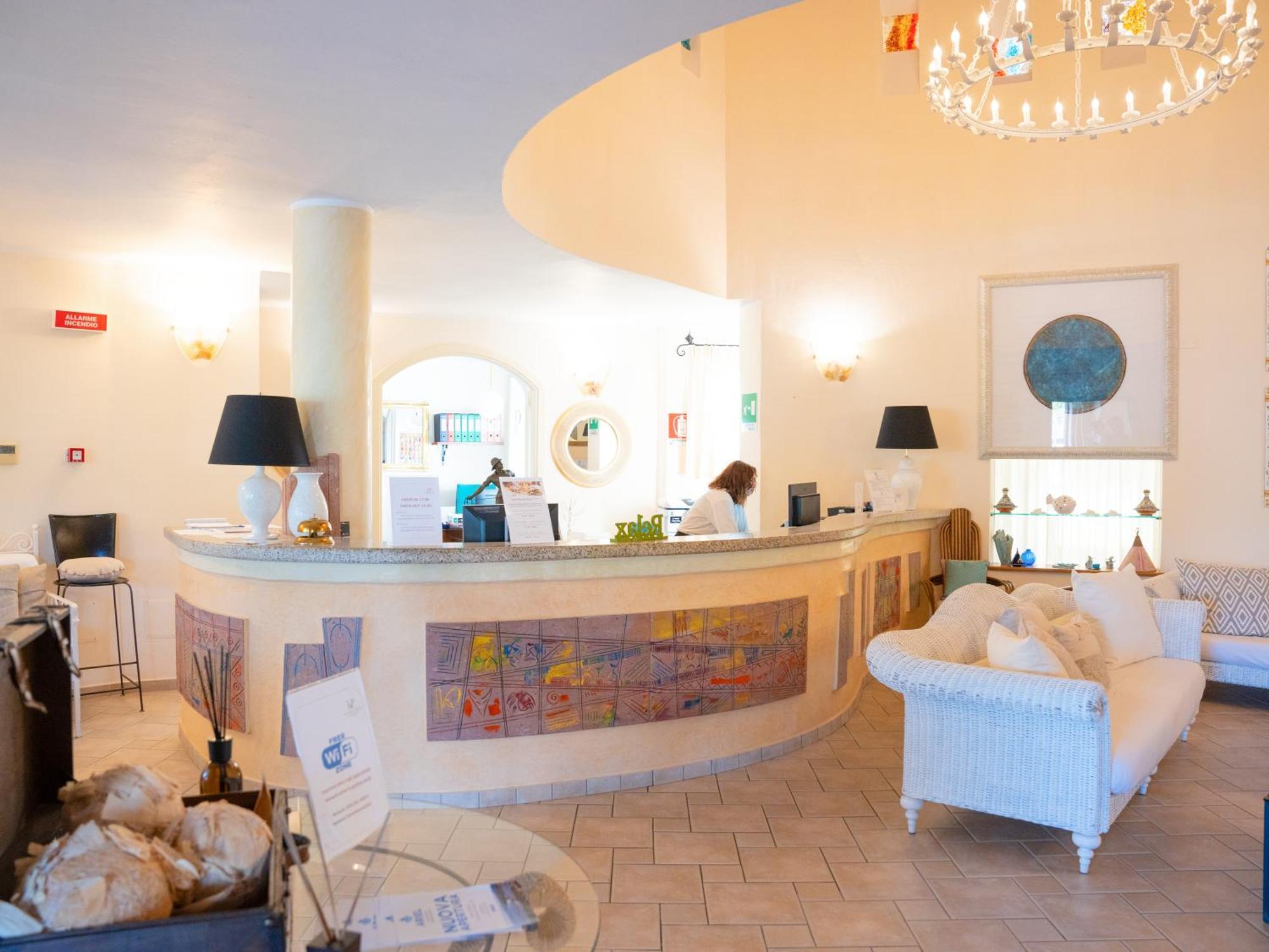 Hotel Baia Del Porto Budoni Esterno foto
