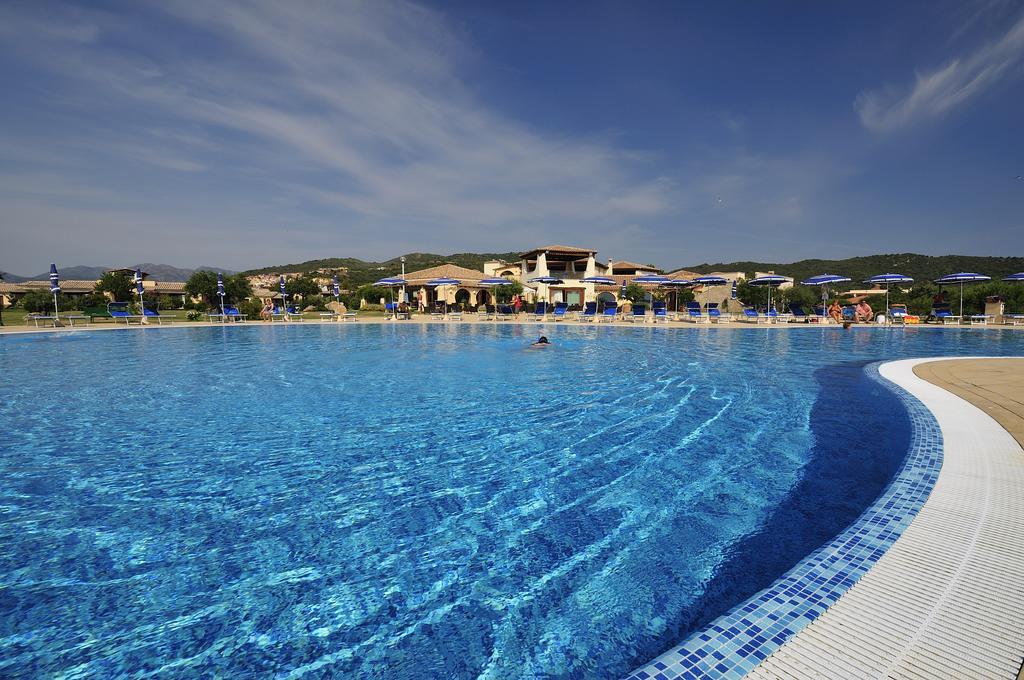 Hotel Baia Del Porto Budoni Esterno foto